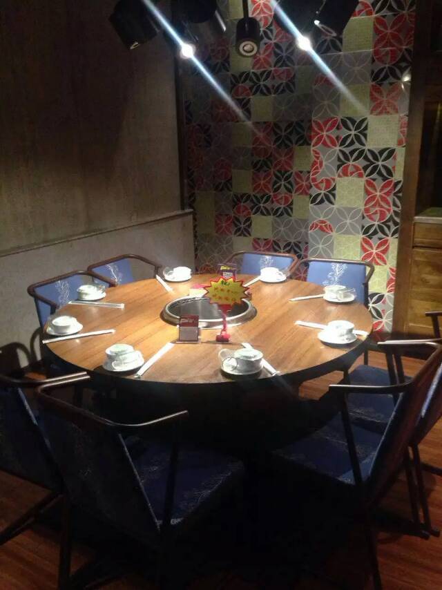 又一家【智能無(wú)煙火鍋】開(kāi)業(yè)啦！！！十堰口之福火鍋(圖2)